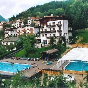 Sporting Club Hotel Pelos